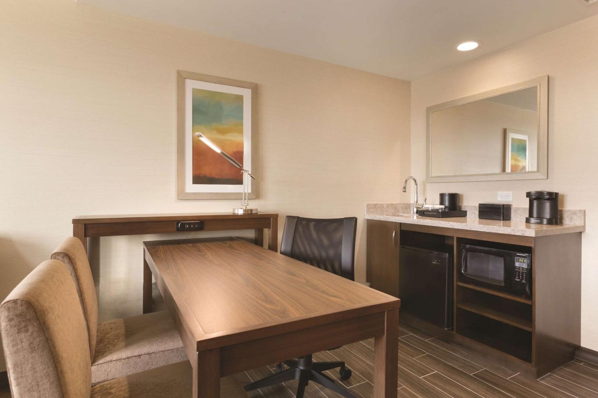 Embassy Suites By Hilton Akron Canton Airport North Canton Buitenkant foto